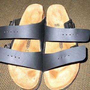 Birkenstocks Arizona size 9 (EU40)